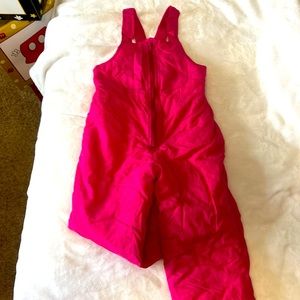 Hot pink snow suit for girls💝